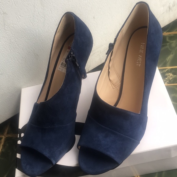 Brand New Nine West Suede Open Top Heels - Picture 1 of 4